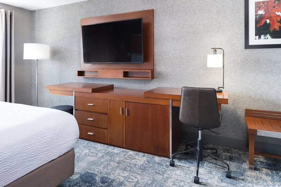 Four Points by Sheraton Victoria Gateway hotel detail image 6
