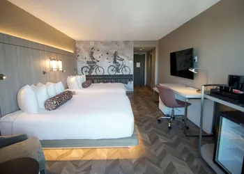 Coast Victoria Hotel & Marina by APA hotel thumbnail 6