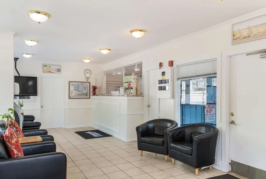 Americas Best Value Inn & Suites Hyannis Cape Cod hotel detail image 6