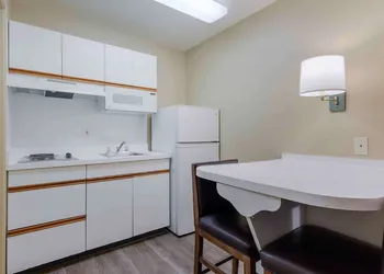 Extended Stay America Suites Washington DC Fairfax Fair Oaks hotel thumbnail 8