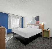 Spark by Hilton Cleveland Beachwood hotel detail image 7