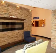 Travelodge by Wyndham Cleveland Lakewood hotel detail image 5