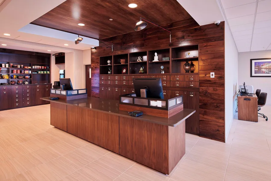 Four Points by Sheraton Cleveland-Eastlake hotel detail image 2