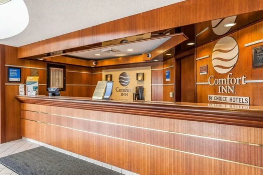 Comfort Inn Cleveland Airport hotel detail image 6