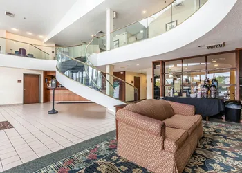 Comfort Inn Cleveland Airport hotel thumbnail 4