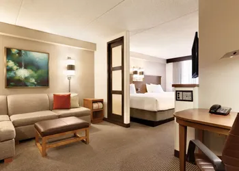 Hyatt Place Raleigh-Durham Airport hotel thumbnail 8