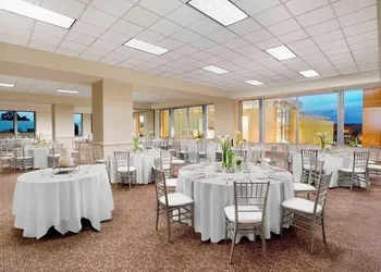 Sheraton Raleigh Hotel hotel thumbnail 2