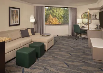 Hilton Durham near Duke University hotel thumbnail 4