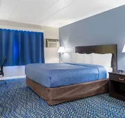 Econo Lodge Hicksville - Long Island hotel detail image 3