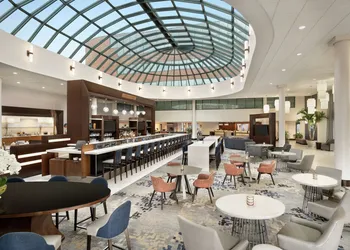 Hilton Long Island/Huntington hotel thumbnail 3