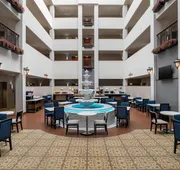 Hampton Inn & Suites Rockville Centre hotel detail image 3