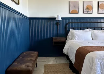 Budget Host East End hotel thumbnail 7