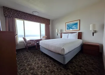 Seagrass Oceanfront Inn hotel thumbnail 3