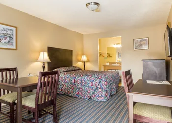 San Luis Inn And Suites hotel thumbnail 6