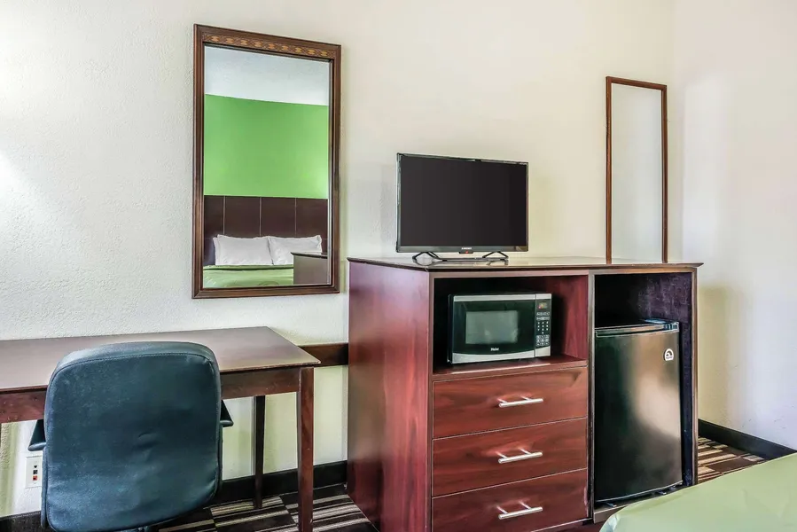 Quality Inn Fort Pierce I-95 hotel detail image 6