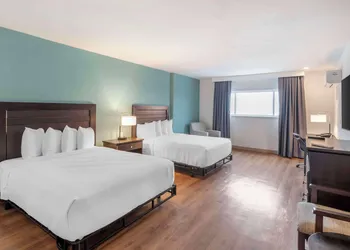 Best Western at Ventura Pier hotel thumbnail 6