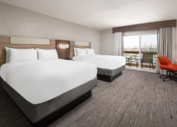 Holiday Inn Express Hotel & Suites Ventura by IHG hotel thumbnail 6