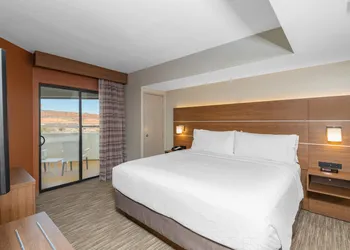 Holiday Inn Express & Suites St. George North - Zion by IHG hotel thumbnail 3