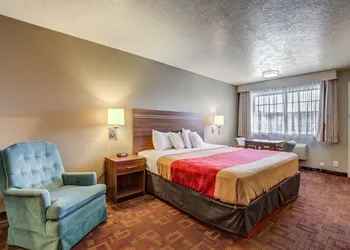 Econo Lodge St George North - Near Pioneer Park hotel thumbnail 5