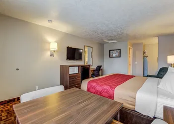 Econo Lodge St George North - Near Pioneer Park hotel thumbnail 6