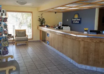 Days Inn & Suites by Wyndham Kanab hotel thumbnail 2