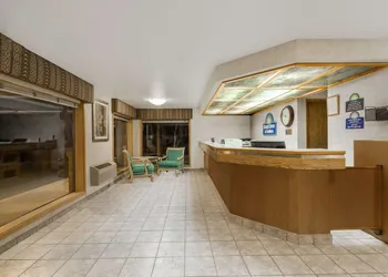 Days Inn & Suites by Wyndham Kanab hotel thumbnail 3