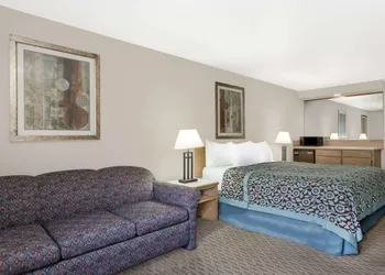 Days Inn & Suites by Wyndham Kanab hotel thumbnail 8
