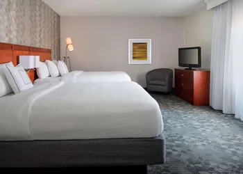 Sonesta Select Newport Middletown hotel thumbnail 7