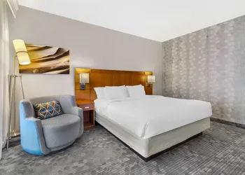 Sonesta Select Newport Middletown hotel thumbnail 8