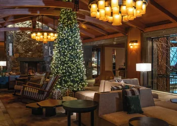 Four Seasons Resort Whistler hotel thumbnail 6