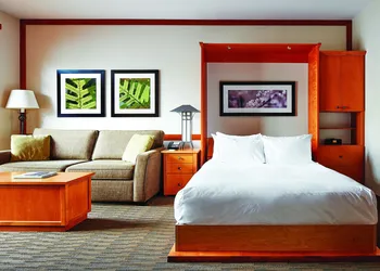 Pan Pacific Whistler Mountainside hotel thumbnail 4