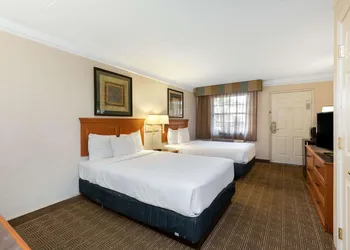 La Quinta Inn & Suites by Wyndham Bossier City hotel thumbnail 8