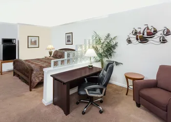 Travelodge by Wyndham Shreveport LA hotel thumbnail 5