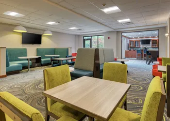Hampton Inn Wilmington - University Area/Smith Creek Station hotel thumbnail 2