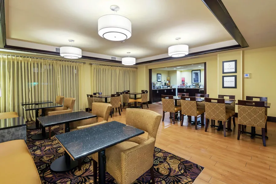 Hampton Inn Baton Rouge - I-10 & College Dr. hotel detail image 2