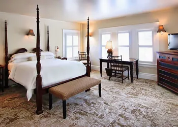 Appellation Lodi - Wine & Roses Resort & Spa hotel thumbnail 8