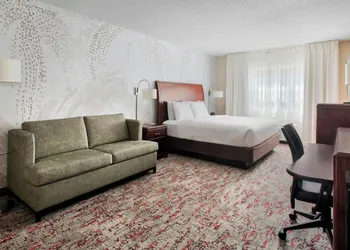 Fairfield Inn & Suites by Marriott Great Barrington Lenox/Berkshires hotel thumbnail 4