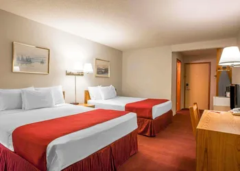Rodeway Inn Lake Placid South hotel thumbnail 6