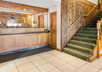Best Western Adirondack Inn hotel thumbnail 3
