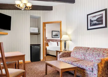 Best Western Adirondack Inn hotel thumbnail 5
