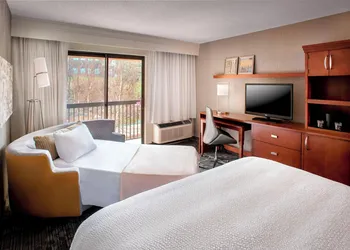 Courtyard by Marriott Parsippany hotel thumbnail 8