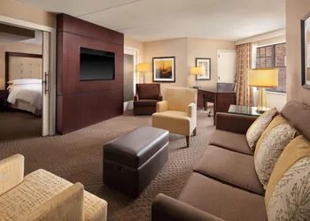 Dolce by Wyndham Parsippany hotel thumbnail 4
