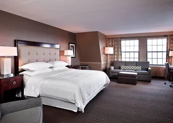 Dolce by Wyndham Parsippany hotel thumbnail 6