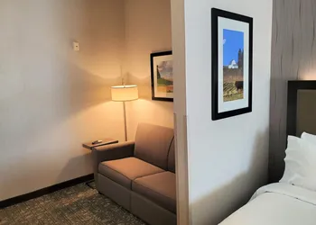 Holiday Inn Express & Suites Cheney by IHG hotel thumbnail 8