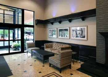 Oxford Suites Downtown Spokane hotel thumbnail 2