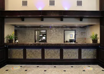 Oxford Suites Downtown Spokane hotel thumbnail 4