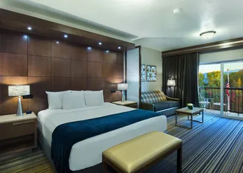 Oxford Suites Downtown Spokane hotel thumbnail 7