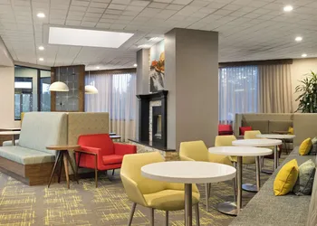 Hampton by Hilton Spokane hotel thumbnail 2