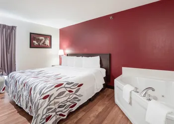 Red Roof Inn Richmond, KY hotel thumbnail 8