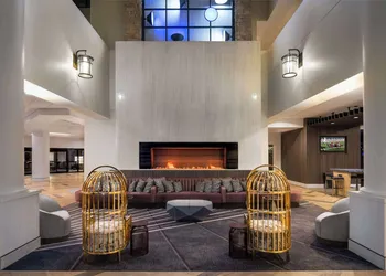 Hilton Lexington/Downtown hotel thumbnail 2